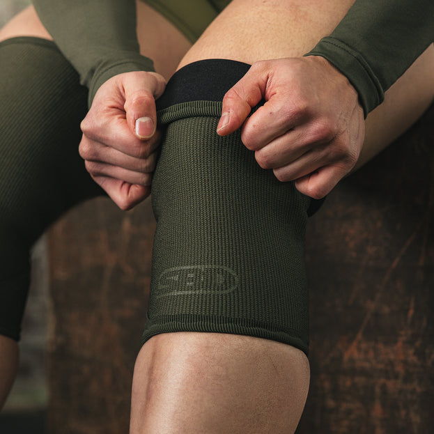 SBD Resolve Range 7mm Powerlifting Knee Sleeves